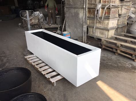 extra large plastic trough planters for outside