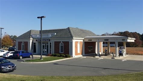 first citizens bank opening hours today