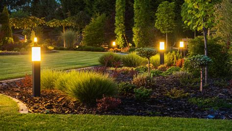 garden lighting tips