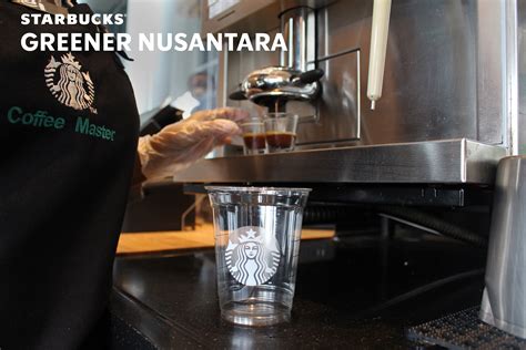 gelas kopi Starbucks menunjang gaya hidup yang ramah lingkungan
