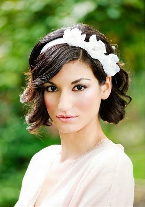 hairstyles with accessories for short hair