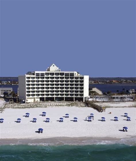 holiday inn express pensacola beach amenities