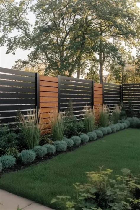 horizontal garden fence
