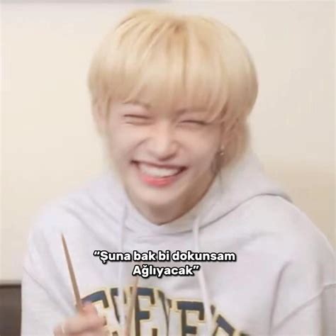hyunlix 💋 emoji