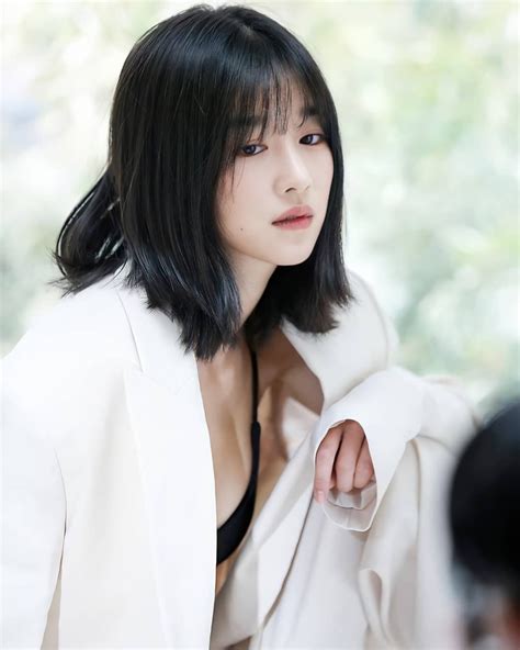 korean celebrity short hairstyles