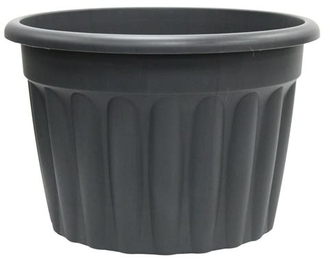 large plastic garden pots