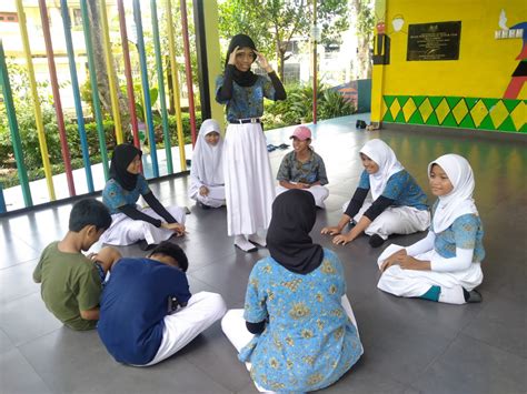 latihan drama