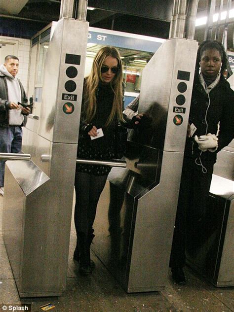 lindsay lohan samantha ronson subway