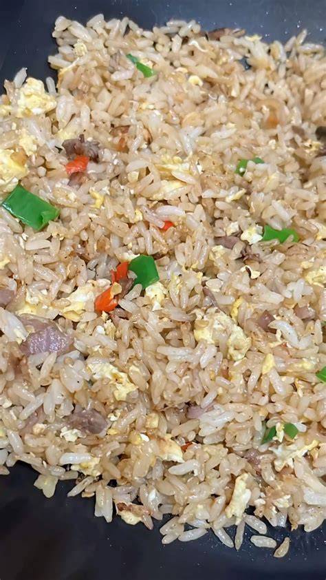 Menggoreng Nasi