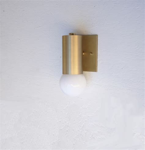 minimal sconce