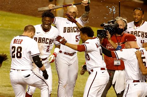 mlb opening day 2022 scores