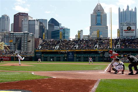 mlb opening day scores
