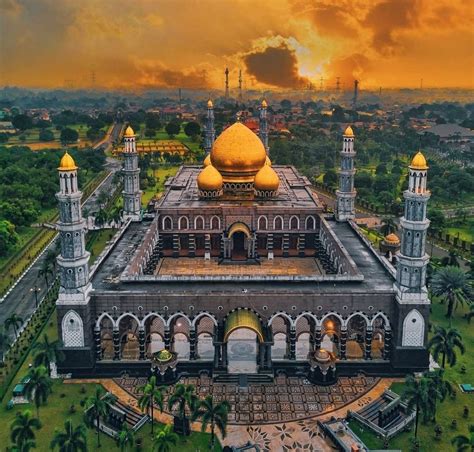Mosque Funding Issues in Indonesia