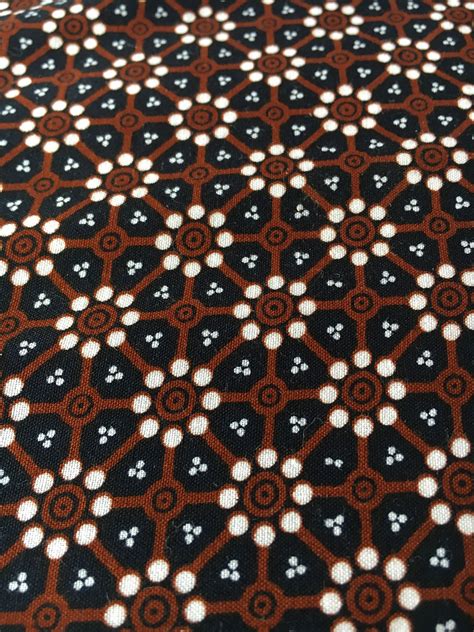 motif batik truntum