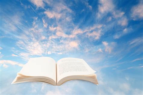 Buku Terbuka Menuju Langit