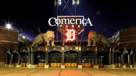 opening day tigers home game