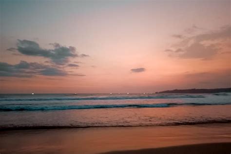 Pantai sawarna sunset