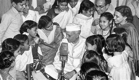 picture of chacha nehru with children
