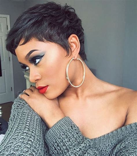pixie cut on natural black hair round face