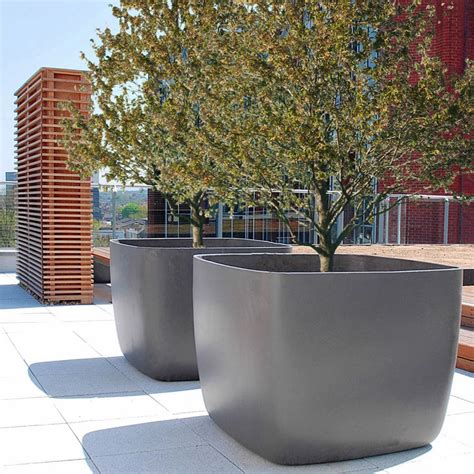 planters for trees outdoor