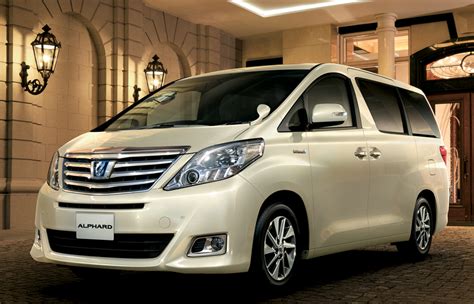 review toyota alphard 2014