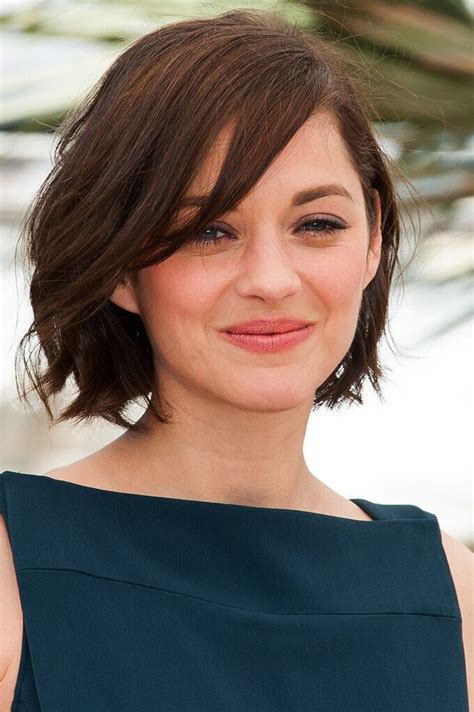 round face shape short hairstyles