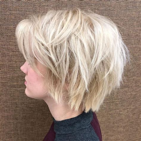 shaggy choppy layered bob