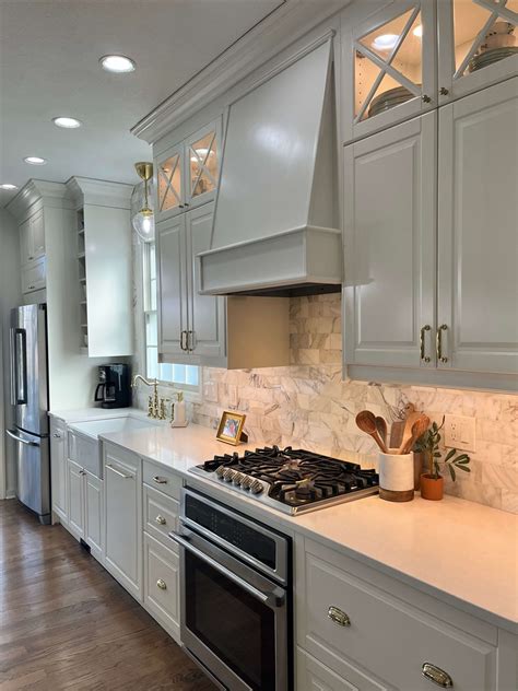 shaker range hood
