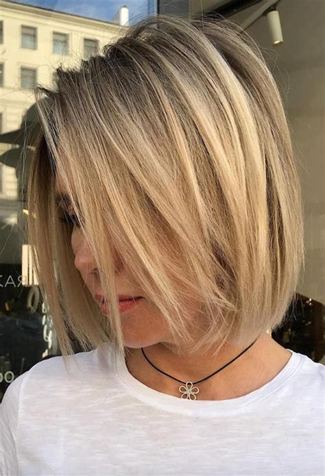short layered bob with middle part