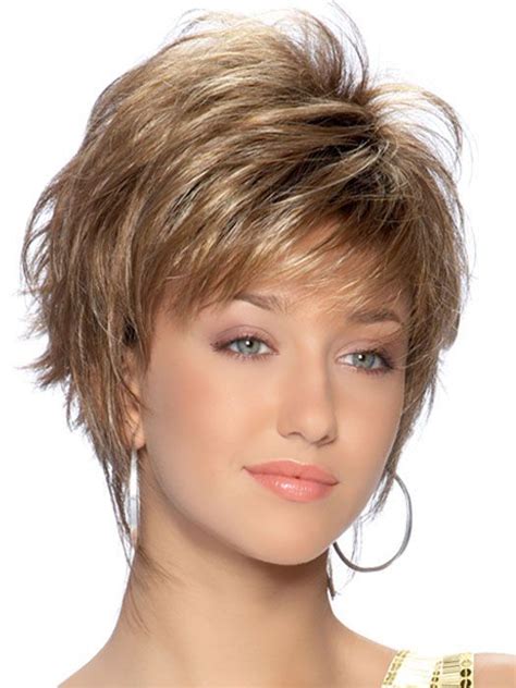 short layered hair with volume