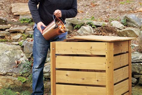 simple compost bin
