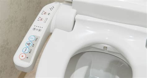 smart toilet japan