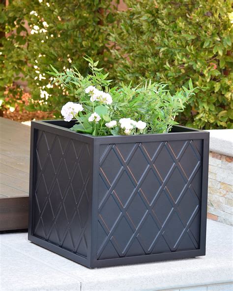 square planter boxes