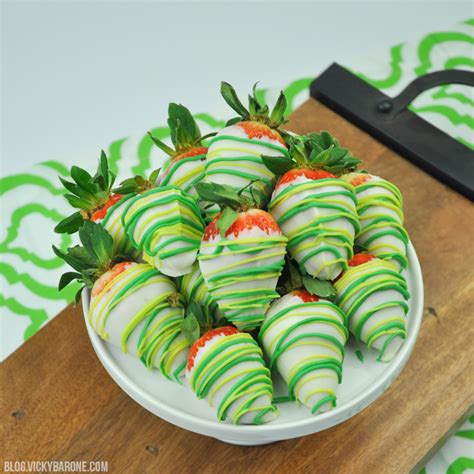 st patrick's day strawberries