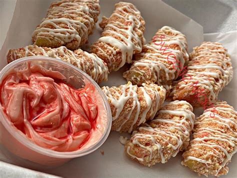 strawberry crunch apples