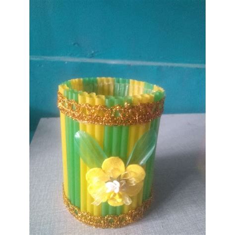 tempat pensil bunga
