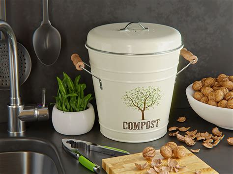 the compost kitchen
