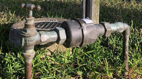Turn off water supply