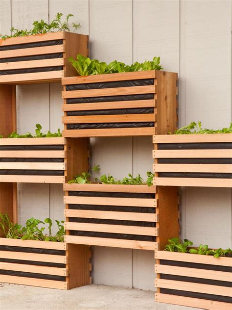 vertical deck planter
