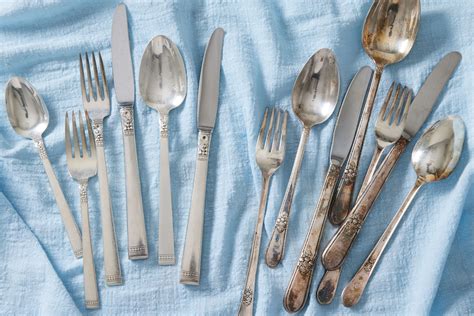 why does silverware turn black