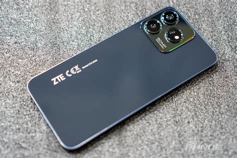 ZTE Blade V50 Design